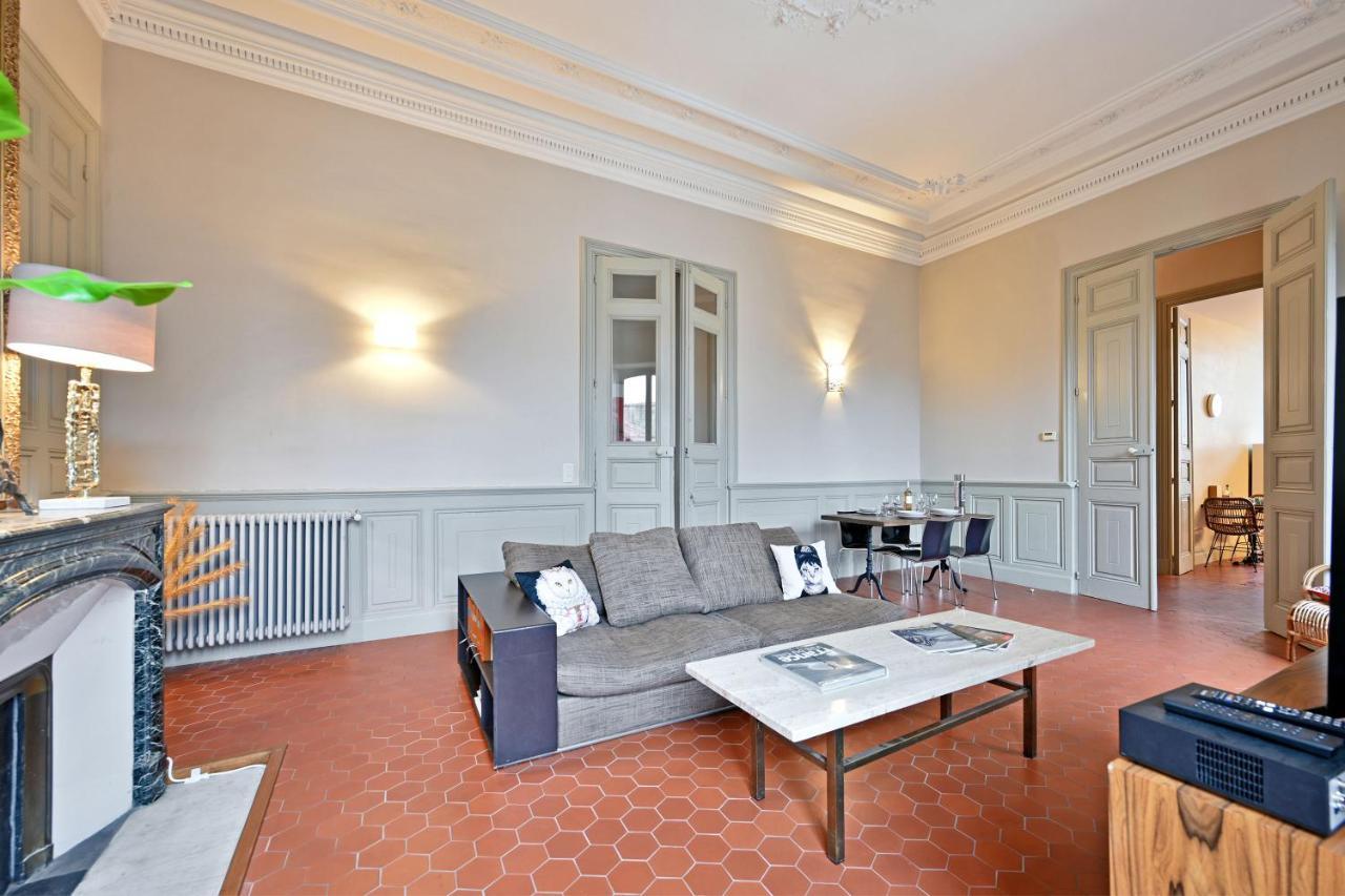 Le Vieux Sextier - Ac Clim - Lumineux - Wifi - Hypercentre Apartment Avignon Bagian luar foto