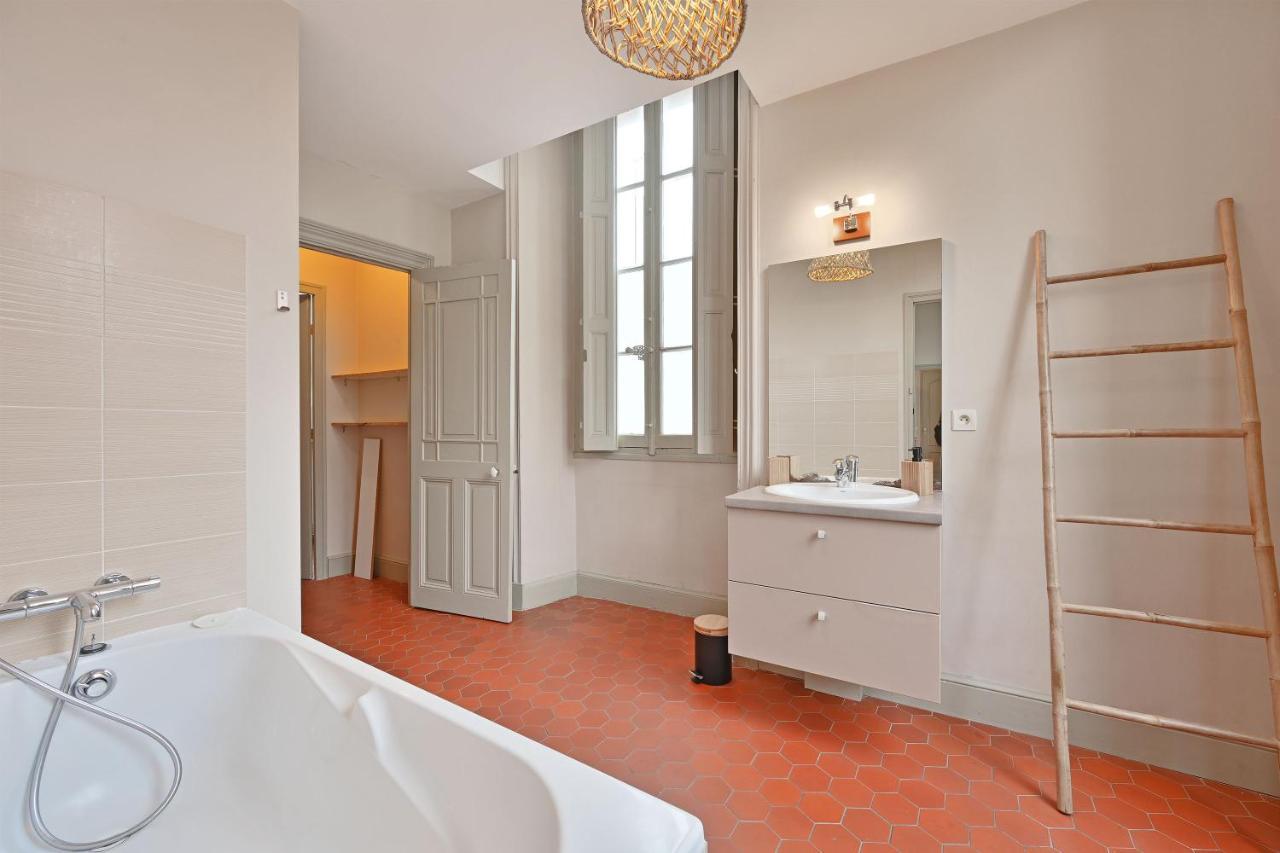 Le Vieux Sextier - Ac Clim - Lumineux - Wifi - Hypercentre Apartment Avignon Bagian luar foto