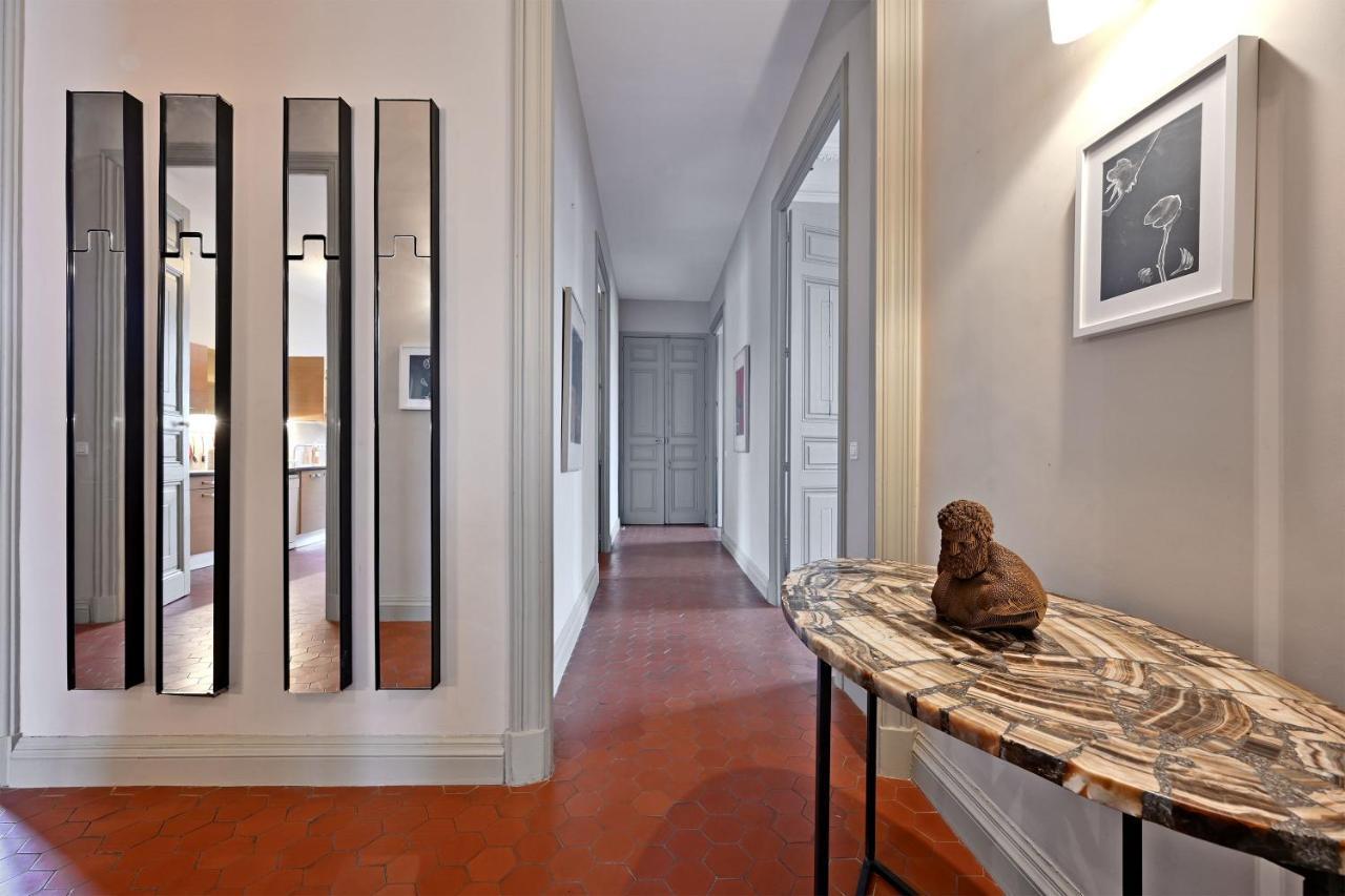 Le Vieux Sextier - Ac Clim - Lumineux - Wifi - Hypercentre Apartment Avignon Bagian luar foto