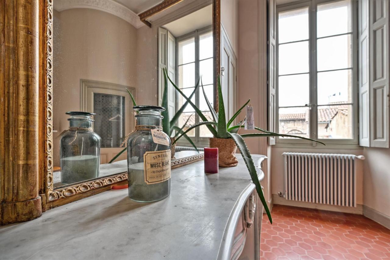 Le Vieux Sextier - Ac Clim - Lumineux - Wifi - Hypercentre Apartment Avignon Bagian luar foto